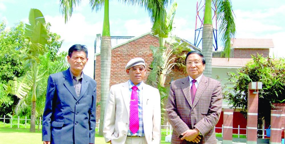 In this image released to the media, Brig (Retd) S. Singnya, Kedaghe of NNC/FGN, N. Kitovi Zhimomi, Ato Kilonser of GPRN/NSCN and Th. Muivah, Ato Kilonser of NSCN/GPRN are seen just before the start of the Highest Level Reconciliation meeting called by the Forum for Naga Reconciliation. The three leaders in a September Summit joint statement declared that they have reconciled based on the “historical and political rights of the Nagas.”